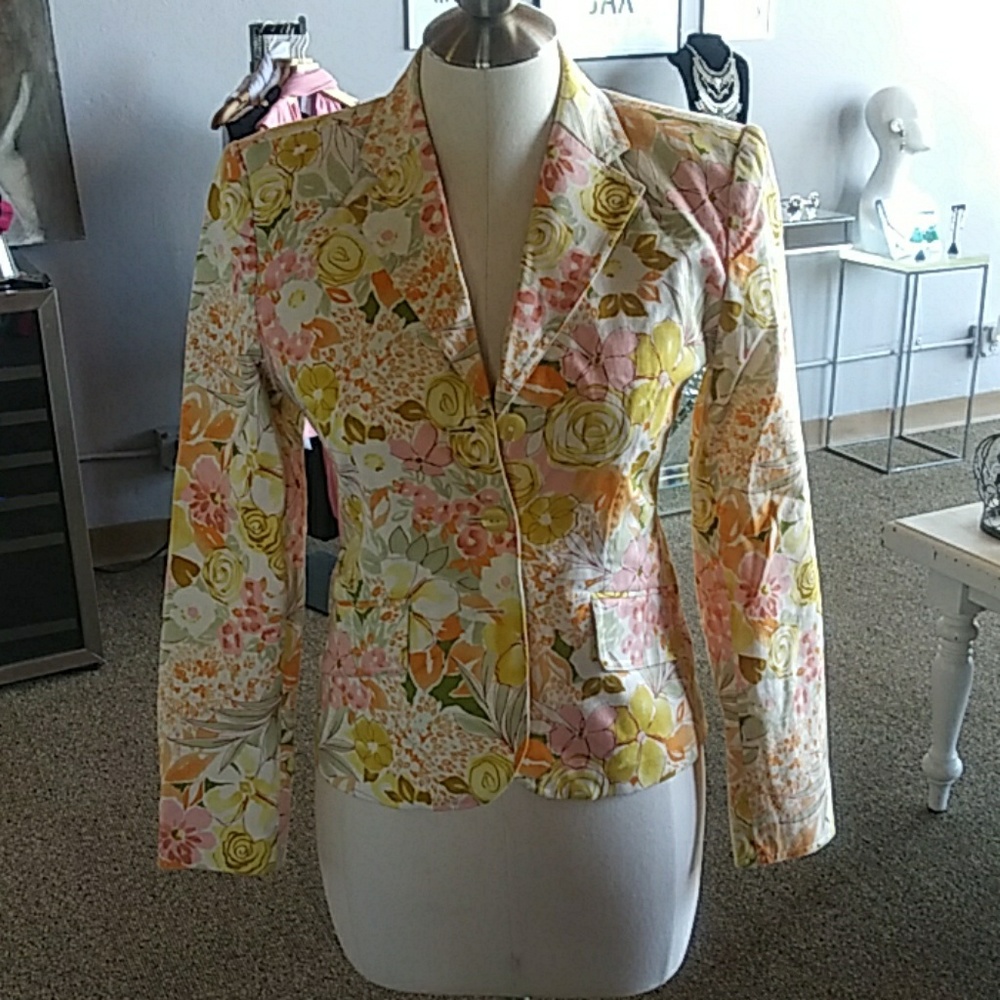 CLEARANCE***Summertime Fine Blazer